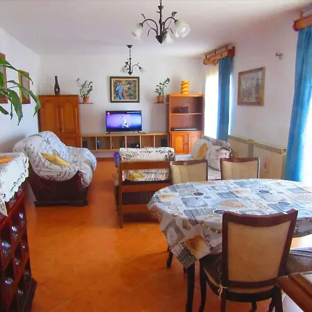 In Pula/istrien 17409 Apartament