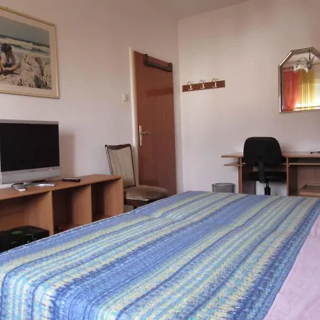 In Pula/istrien 17409 Apartament *